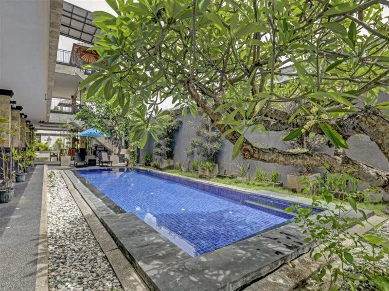Super Oyo 3904 Kiki Residence Bali Legian Exterior foto